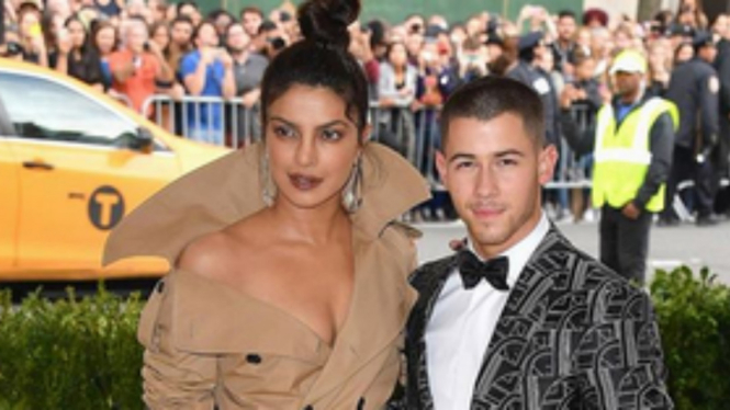 Nick Jonas dan Priyanka Chopra