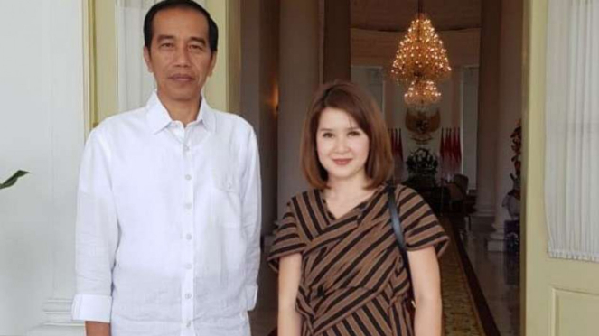 Presiden Jokowi dan Ketum PSI Grace Natalie