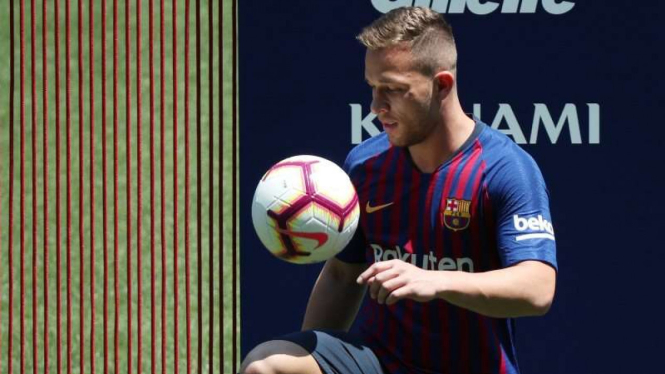 Gelandang Barcelona, Arthur Melo