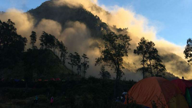 Lebih 500 pendaki masih terjebak di Gunung Rinjani pascagempa 6,4 SR.