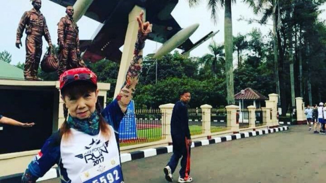 Nenek 74 tahun jadi peserta tertua Asics Relay Marathon 2018