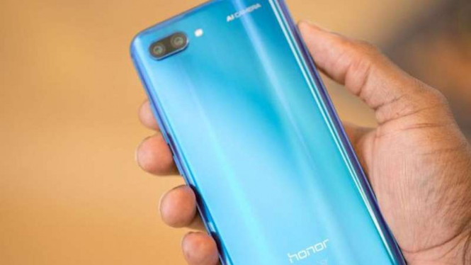 Honor 10.