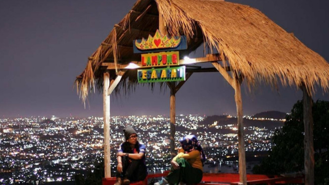Muncak Tirtayasa Tempat Wisata Instagramable Di Lampung Viva Muncak Tirtayasa Tempat Wisata Instagramable Di Lampung Viva