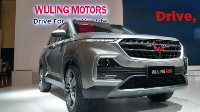 SUV Wuling yang dipamerkan di GIIAS 2018