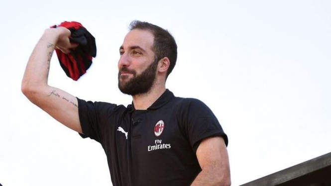 Penyerang anyar AC Milan, Gonzalo Higuain