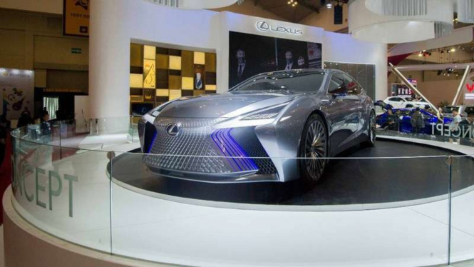 Lexus LS+ Concept di GIIAS 2018.