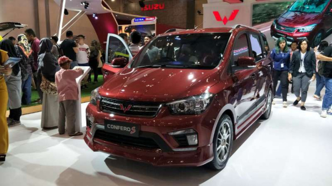 Wuling Confero edisi spesial