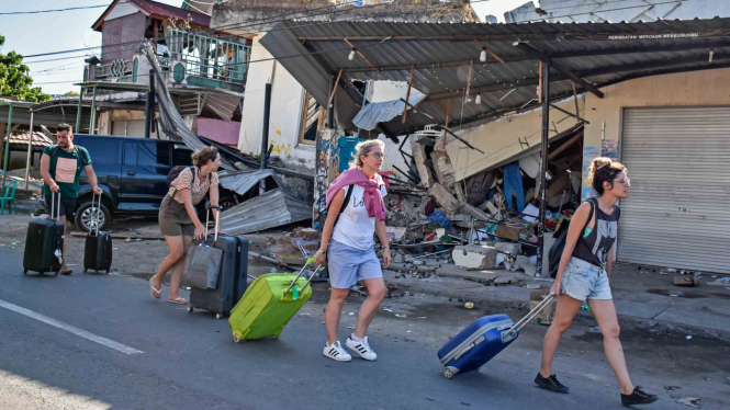 Wisatawan asing ramai-ramai tinggalkan Lombok pasca gempa bumi