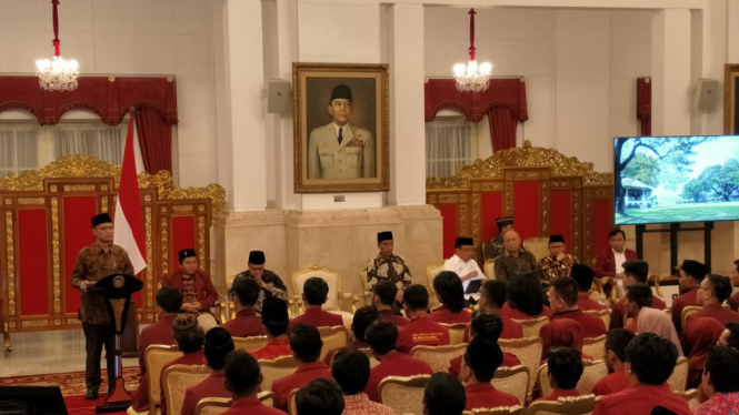 Ketum PP Muhammadiyah Haedah Nasir saat temui Presiden Joko Widodo.