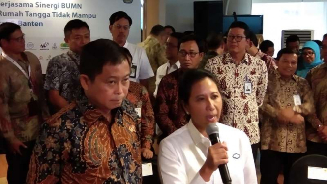  Menteri BUMN Rini Soemarno dan Menteri ESDM Ignasius Jonan