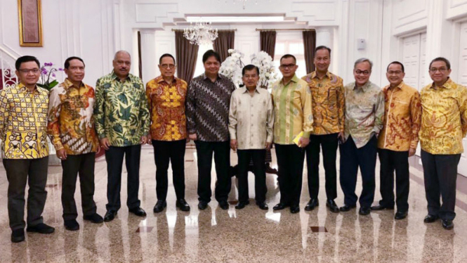 Petinggi Partai Golkar mendatangi Wakil Presiden Jusuf Kalla
