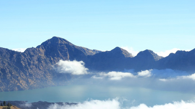 Gunung Rinjani.