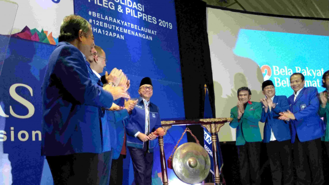 Zulkifli Hasan buka rakernas PAN