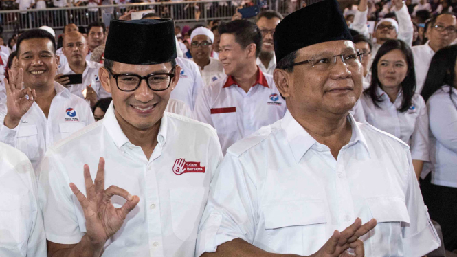 Prabowo Subianto (kanan) dan Sandiaga Uno (kiri)