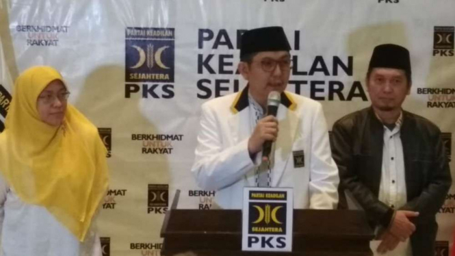 PKS Tetap usaha Salim Segaf menjadi pendamping Prabowo di Pilpres 2019.