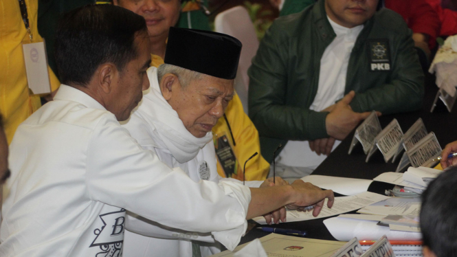 Jokowi-Ma'ruf Amin daftarkan diri ke KPU.