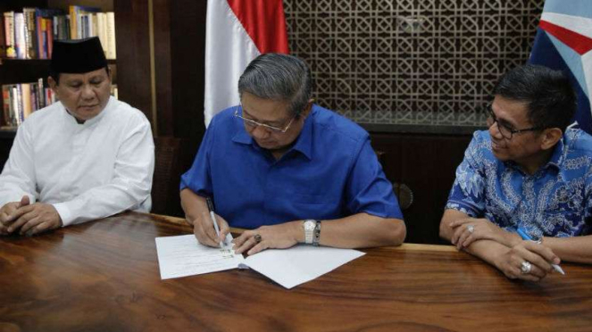 SBY teken dukungan Prabowo-Sandiaga Uno