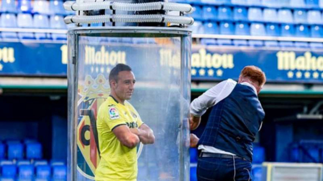 Gelandang Villarreal, Santi Cazorla.