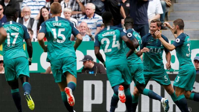 Selebrasi gol para pemain Tottenham Hotspur kontra Newcastle United