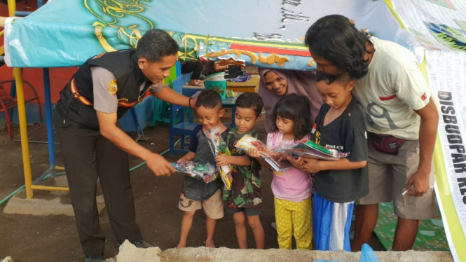 Penanganan trauma untuk anak-anak korban gempa di Lombok