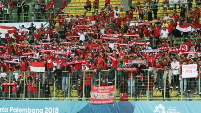 Suporter Indonesia di Sepakbola Asian Games 2018