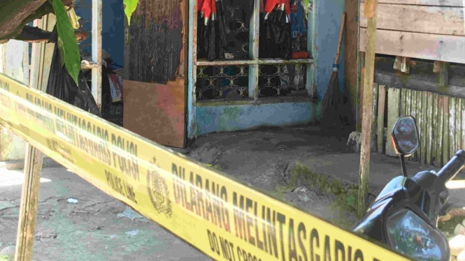Densus 88 cokok terduga teroris di Padang