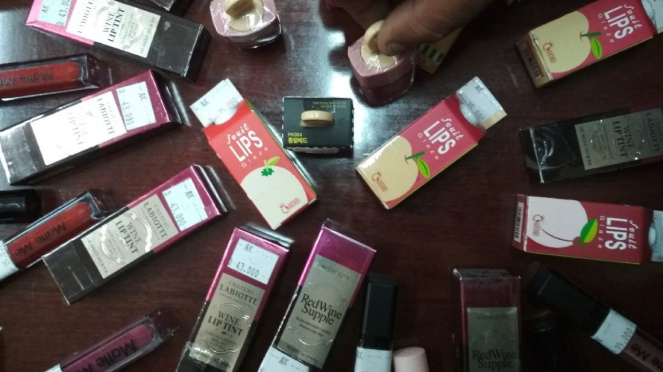 Kosmetik ilegal yang disita BPOM Surabaya