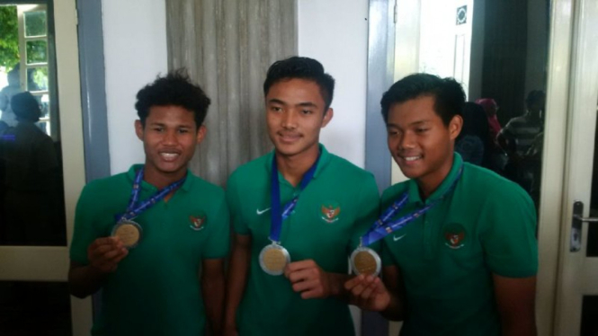 3 Pemain Timnas U-16, Bagus Kaffi, Ernando Ari Sutatyadi dan Kartika Vendhayanto