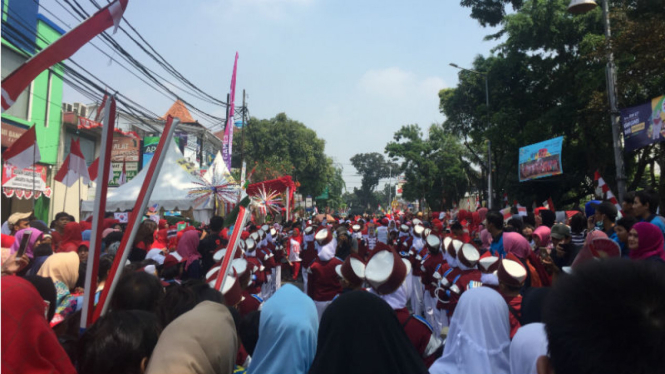 Warga Jati Padang, Pasar Minggu, sambut obor Asian Games 2018 