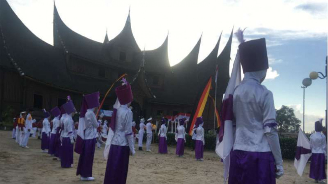 Upacara Hari Kemerdekaan RI di Istana Pagaruyung