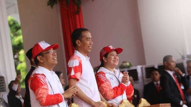 Menko PMK bersama Presiden Jokowi.