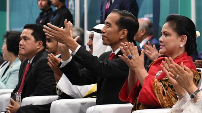 Presiden Joko Widodo dan Ibu Negara Iriana di Pembukaan Asian Games 2018.