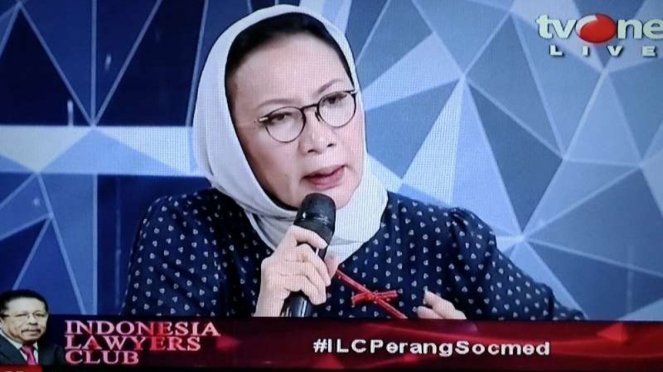 Ratna Sarumpaet di acara ILC