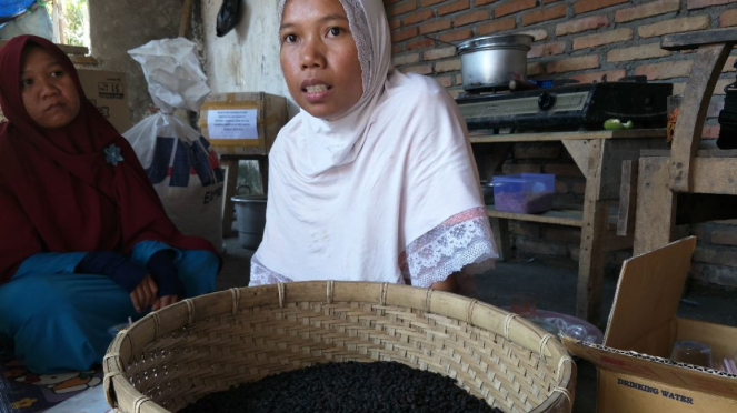 Nurul Inayati, penjual kopi Lombok