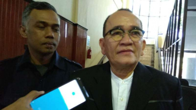 Mantan politikus Partai Demokrat Ruhut Sitompul ketika ditemui wartawan di Malang, Jawa Timur, pada Kamis, 23 Agustus 2018.