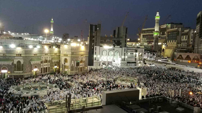 Jemaah haji dari seluruh dunia kumpul di Masjidil Haram, Mekah