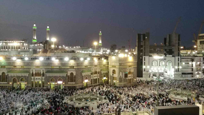 Jemaah haji dari seluruh dunia kumpul di Masjidil Haram, Mekah