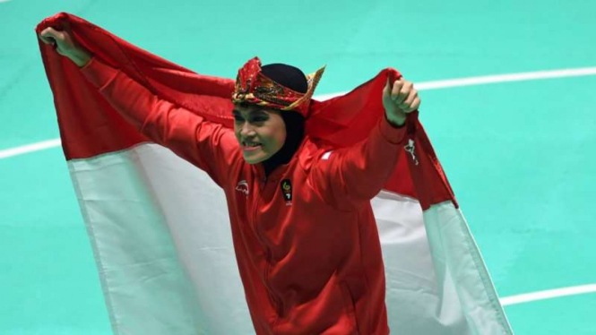 Pesilat Indonesia Puspa Arumsari meraih emas di SEA Games 2019