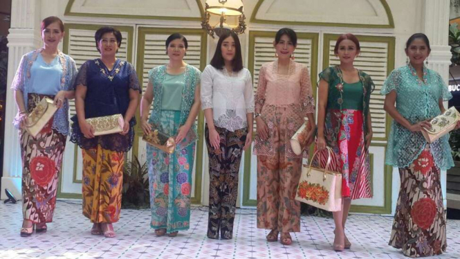 Batik rancangan SA/VI official