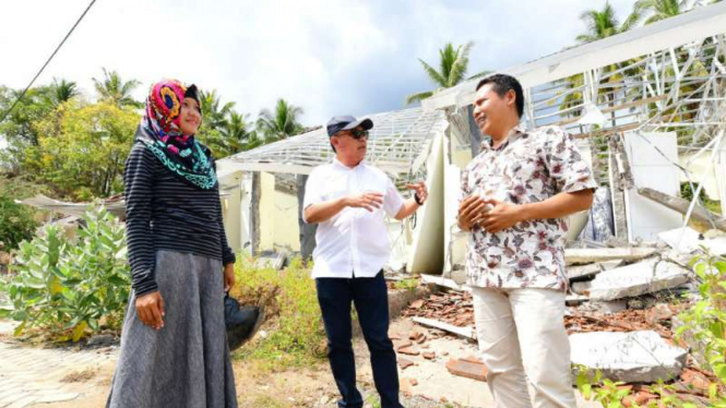 Direktur Utama BTN Maryono (Tengah)