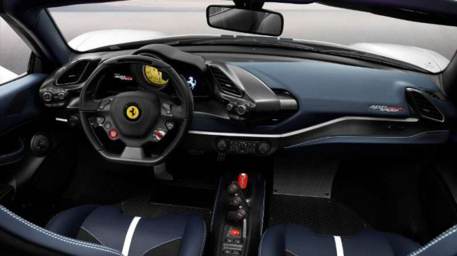 Ferrari Pista Spider