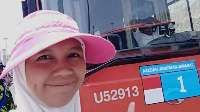 Jemaah haji Indonesia pakai jasa Bus Salawat