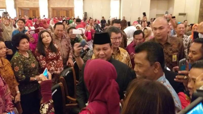 Prabowo Subianto bedah buku berjudul 'Paradoks Indonesia', Sabtu, 1 September 2018.