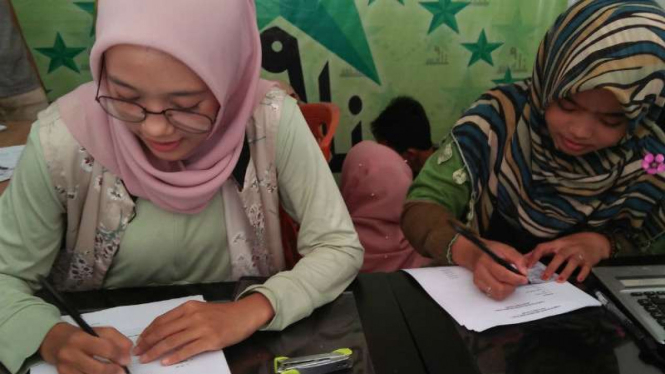 Emak-emak Majelis Taklim di Banten Daftar Jadi Relawan Jokowi
