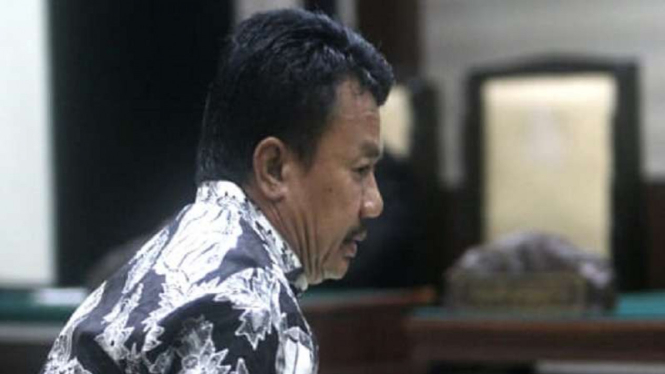Bupati Jombang Nyono Suharli di Pengadilan Tipikor Surabaya, Jawa Timur 