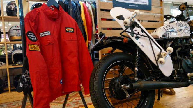 Replika jaket Presiden Jokowi