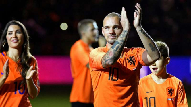 Gelandang Belanda, Wesley Sneijder, di laga perpisahan.