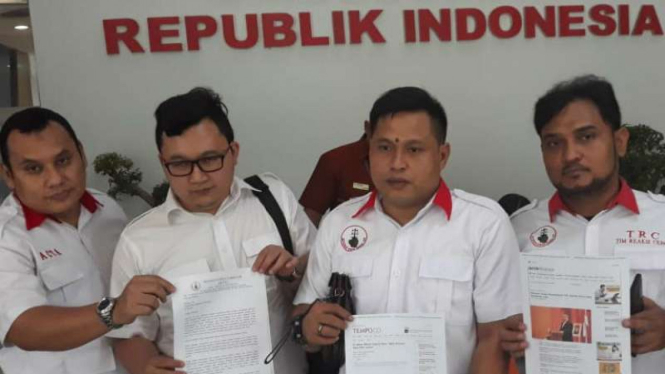 Advokat Cinta Tanah Air (ACTA) melaporkan dua menteri diduga maladministrasi