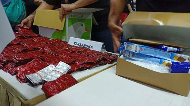 Barang bukti narkotika yang diamankan Bea Cukai, Polda Metro Jaya dan PT Pos.