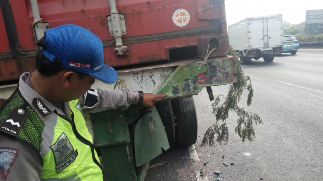 Kecelakaan di tol Jakarta-Tangerang